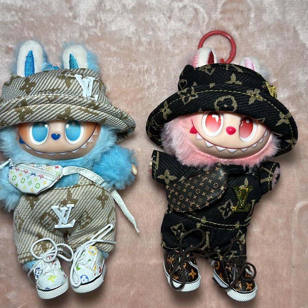 Louis Vuitton Labubu (Lafufu)